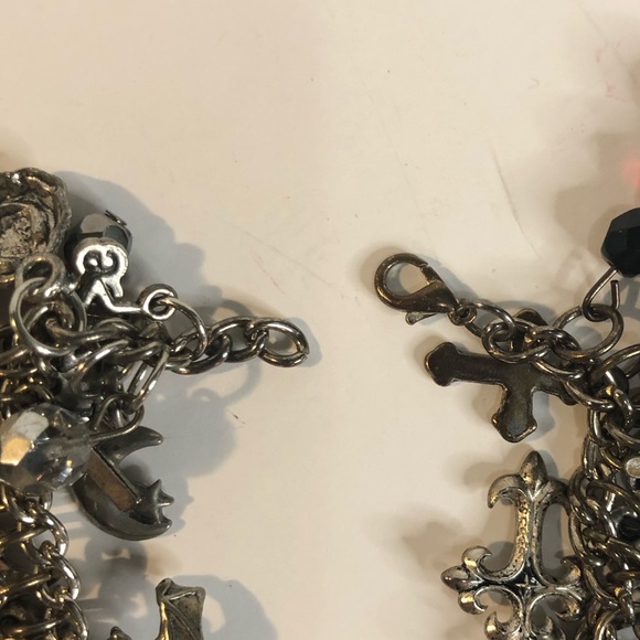 Gothic charm bracelet - Picture 2 of 16